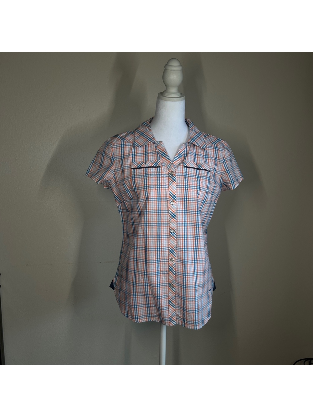 Levi’s women’s XL pearl snap prairie western country